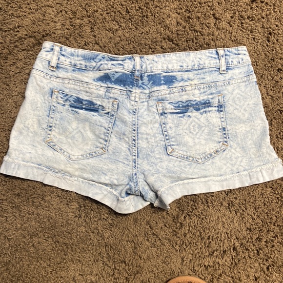 Mossimo Brand Shorts & tank top. Shorts size 11 juniors & tank is size M. EUC❤️ - Picture 8 of 15